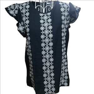 THML black top with silvery white details. Size small.